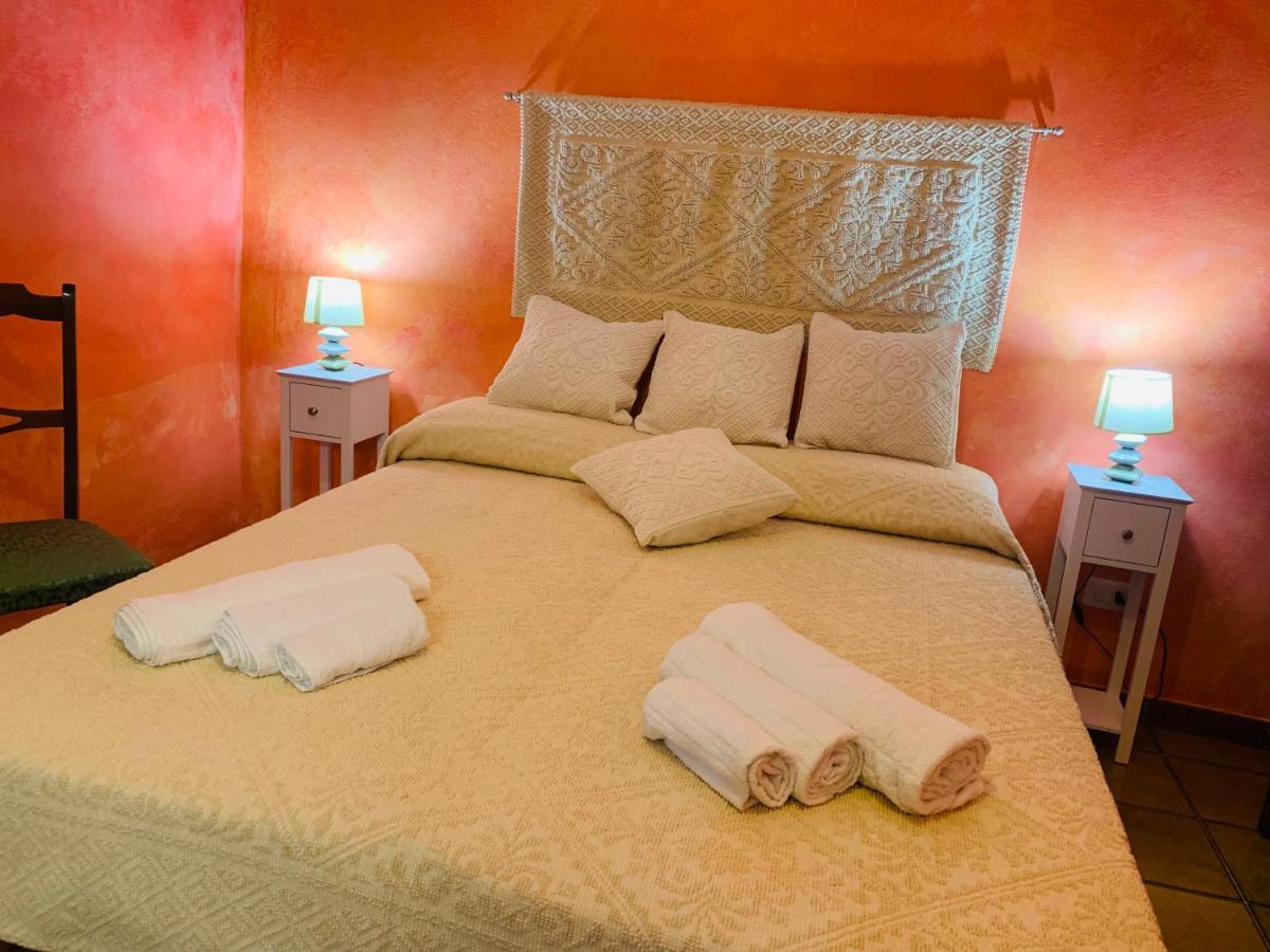 Da Ida Hotel Bosa Bagian luar foto