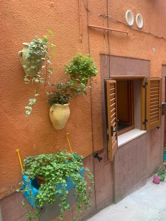 Da Ida Hotel Bosa Bagian luar foto